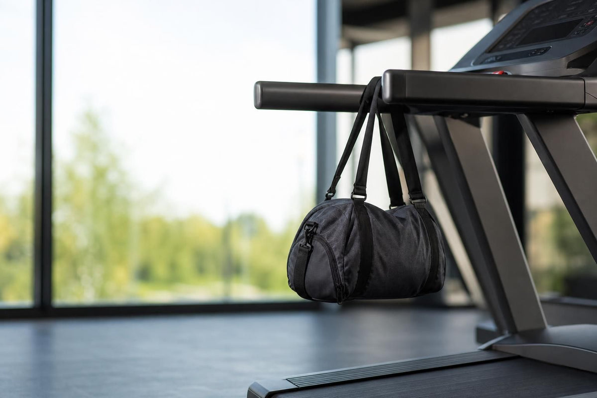 How to Keep a Gym Bag From Falling Off a Treadmill